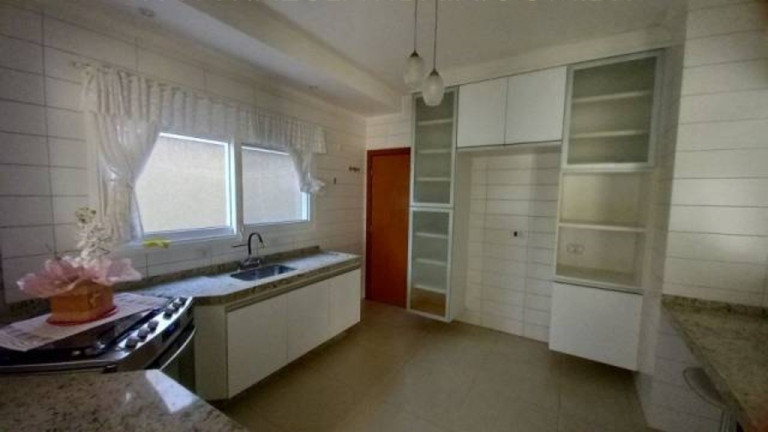Imagem Casa com 3 Quartos à Venda, 240 m² em Vila Giglio - Atibaia Imagem Casa com 3 Quartos à Venda, 240 m² em Vila Giglio - Atibaia