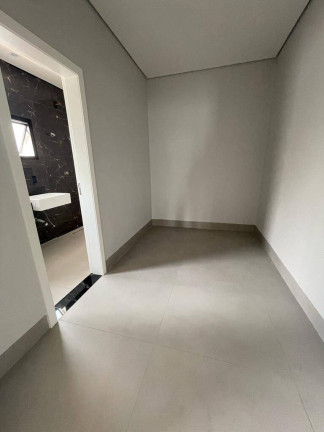 Imagem Casa com 3 Quartos à Venda, 300 m² em Condomínio Belvedere Ii - Cuiabá