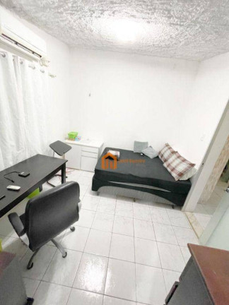 Imagem Casa com 5 Quartos à Venda, 296 m² em Lagoa Redonda - Fortaleza