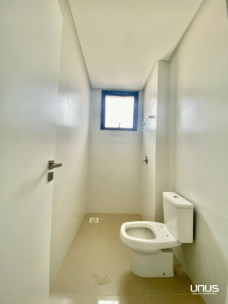 Imagem Apartamento com 3 Quartos à Venda, 213 m² em Agronômica - Florianópolis Imagem Apartamento com 3 Quartos à Venda, 213 m² em Agronômica - Florianópolis