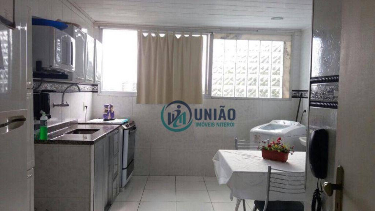 Imagem Cobertura com 4 Quartos à Venda, 269 m² em Santa Rosa - Niterói