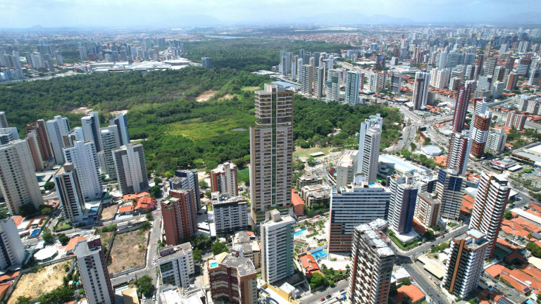 Imagem Apartamento com 4 Quartos à Venda, 209 m² em Cocó - Fortaleza Imagem Apartamento com 4 Quartos à Venda, 209 m² em Cocó - Fortaleza