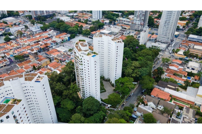 Imagem Imóvel com 4 Quartos à Venda, 240 m² em Santo Amaro - São Paulo Imagem Imóvel com 4 Quartos à Venda, 240 m² em Santo Amaro - São Paulo