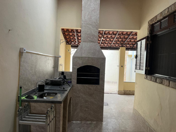 Imagem Casa com 2 Quartos à Venda, 222 m² em Campo Grande - Rio De Janeiro