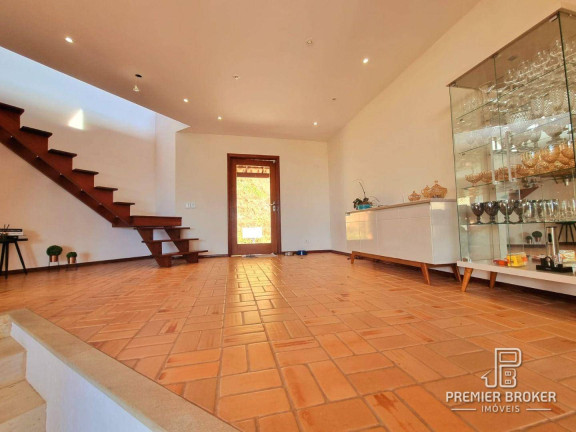 Imagem Casa com 4 Quartos à Venda, 600 m² em Quebra Frascos - Teresópolis Imagem Casa com 4 Quartos à Venda, 600 m² em Quebra Frascos - Teresópolis