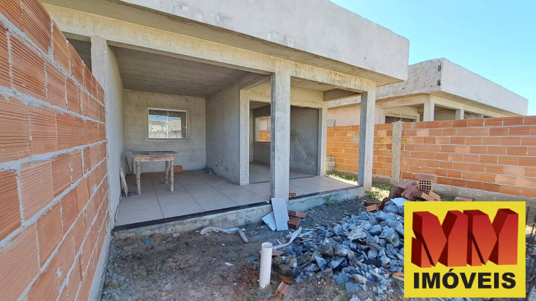 Imagem Casa com 2 Quartos à Venda, 52 m² em Vila Do Peró - Cabo Frio