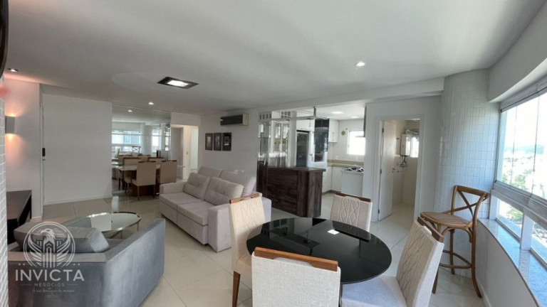 Imagem Apartamento com 3 Quartos à Venda, 100 m² em Centro - Balneário Camboriú Imagem Apartamento com 3 Quartos à Venda, 100 m² em Centro - Balneário Camboriú