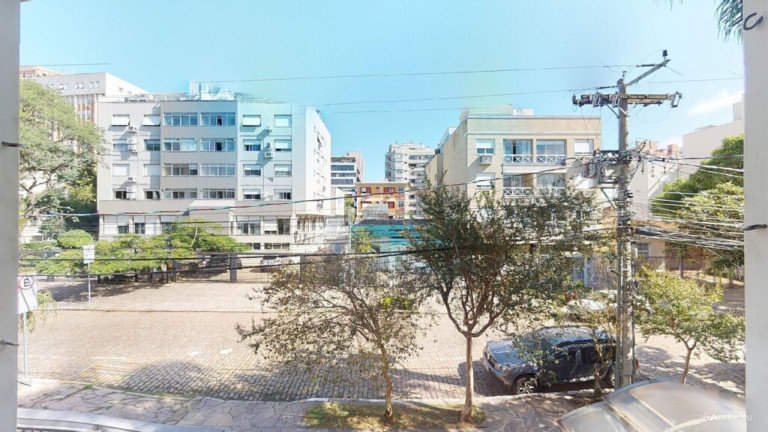 Imagem Imóvel com 2 Quartos à Venda, 70 m² em Menino Deus - Porto Alegre Imagem Imóvel com 2 Quartos à Venda, 70 m² em Menino Deus - Porto Alegre