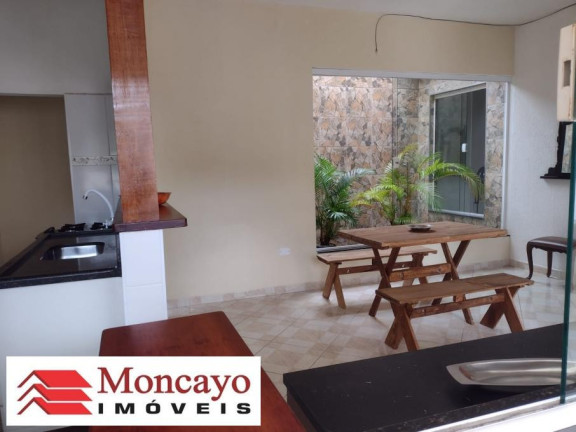 Imagem Casa com 4 Quartos à Venda, 321 m² em Centro - Caraguatatuba Imagem Casa com 4 Quartos à Venda, 321 m² em Centro - Caraguatatuba