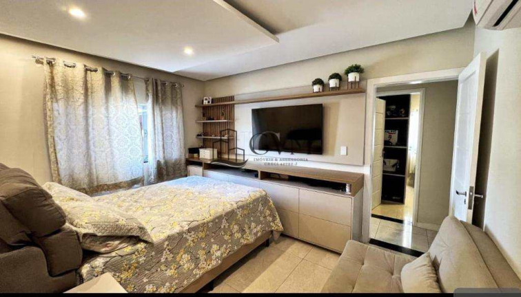 Imagem Casa com 3 Quartos à Venda, 450 m² em Flórida - Praia Grande Imagem Casa com 3 Quartos à Venda, 450 m² em Flórida - Praia Grande