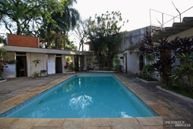 Imagem Casa com 4 Quartos à Venda ou Locação, 453 m² em Alto De Pinheiros - São Paulo Imagem Casa com 4 Quartos à Venda ou Locação, 453 m² em Alto De Pinheiros - São Paulo