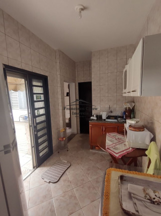 Imagem Casa com 2 Quartos à Venda, 60 m² em Vila Comendador Rodrigues Alves (pedregulho) - Guaratinguetá Imagem Casa com 2 Quartos à Venda, 60 m² em Vila Comendador Rodrigues Alves (pedregulho) - Guaratinguetá