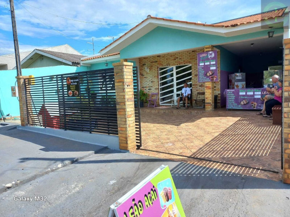 Casa com 4 Quartos à Venda,  em Contorno - Ponta Grossa