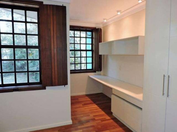 Imagem Casa com 6 Quartos à Venda, 550 m² em Vila Appia Antica - Carapicuíba Imagem Casa com 6 Quartos à Venda, 550 m² em Vila Appia Antica - Carapicuíba