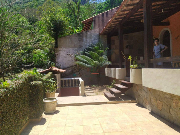 Imagem Casa com 3 Quartos à Venda, 370 m² em Itacoatiara - Niterói