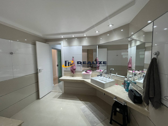 Imagem Casa com 3 Quartos à Venda, 360 m² em Parque Turf Club - Campos Dos Goytacazes Imagem Casa com 3 Quartos à Venda, 360 m² em Parque Turf Club - Campos Dos Goytacazes