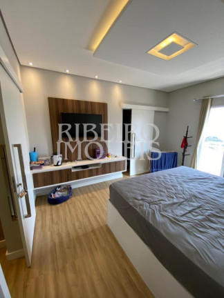 Imagem Casa com 3 Quartos à Venda, em Colina Maria Luíza (jordanésia) - Cajamar Imagem Casa com 3 Quartos à Venda, em Colina Maria Luíza (jordanésia) - Cajamar
