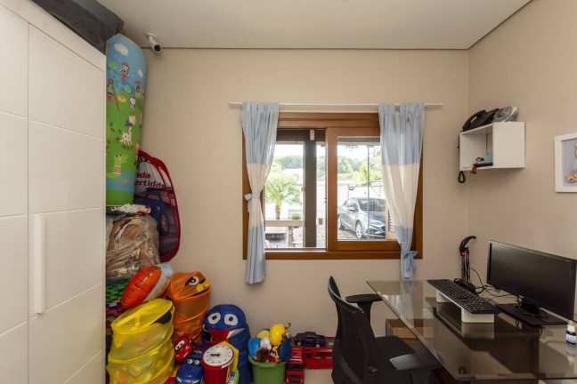 Imagem Casa com 2 Quartos à Venda, 245 m² em Lomba Do Pinheiro - Porto Alegre