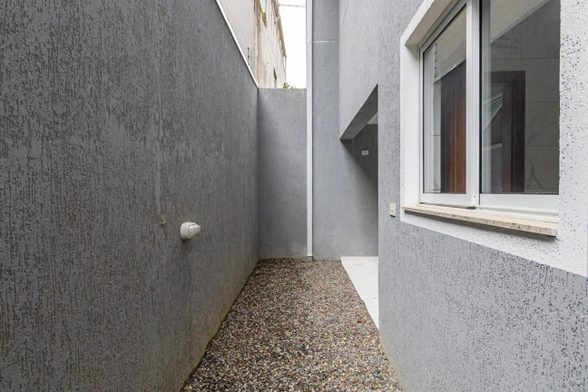 Imagem Casa com 2 Quartos à Venda, 138 m² em Xaxim - Curitiba