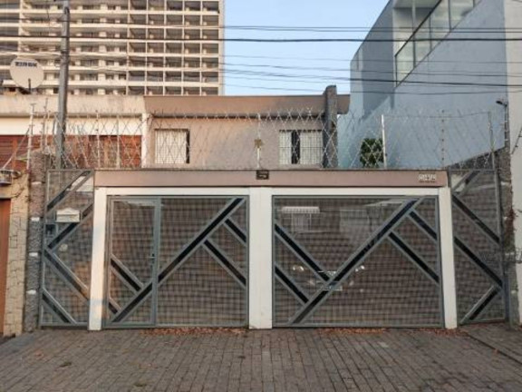 Casa com 3 Quartos à Venda, 200 m² em Vila Cordeiro - São Paulo