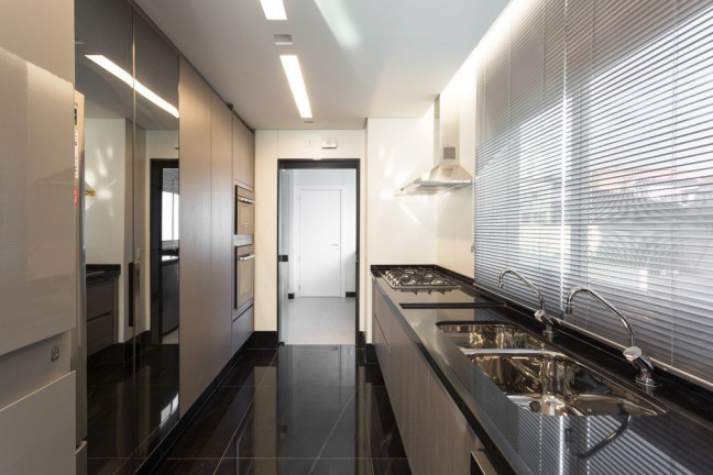 Imagem Apartamento com 4 Quartos à Venda, 215 m² em Aclimação - São Paulo Imagem Apartamento com 4 Quartos à Venda, 215 m² em Aclimação - São Paulo