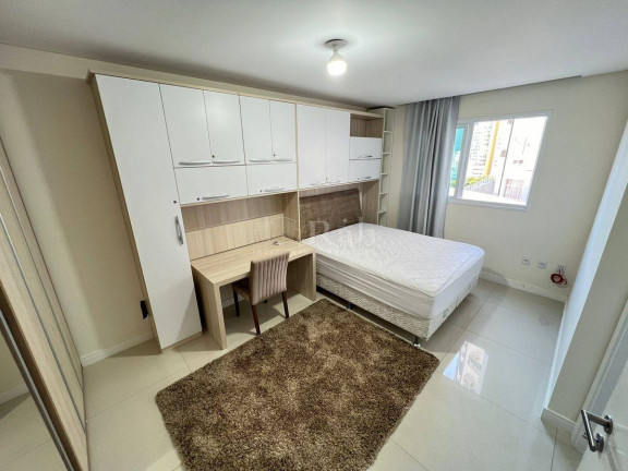Imagem Apartamento com 3 Quartos para Alugar, 180 m² em Balneário Camboriú Imagem Apartamento com 3 Quartos para Alugar, 180 m² em Balneário Camboriú