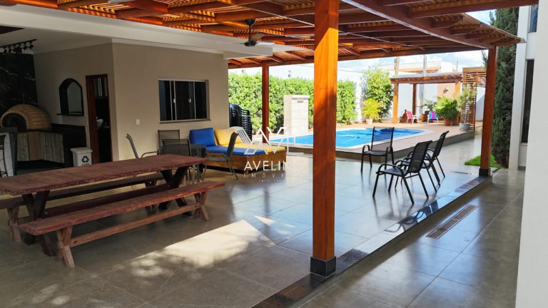 Imagem Sobrado com 3 Quartos à Venda, 430 m² em Pioneiros - Campo Grande Imagem Sobrado com 3 Quartos à Venda, 430 m² em Pioneiros - Campo Grande