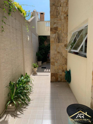 Imagem Sobrado com 3 Quartos à Venda, 303 m² em Cidade Das Flores - Osasco Imagem Sobrado com 3 Quartos à Venda, 303 m² em Cidade Das Flores - Osasco