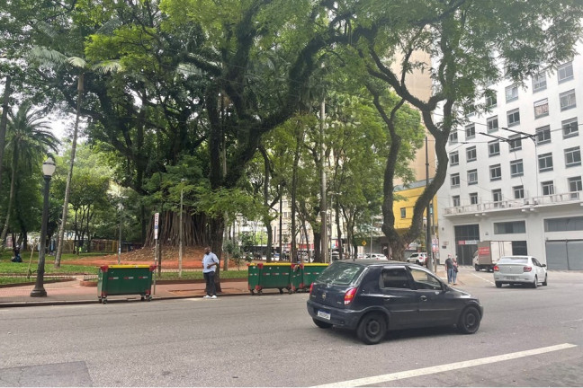 Imagem Imóvel com 2 Quartos à Venda, 74 m² em República - São Paulo Imagem Imóvel com 2 Quartos à Venda, 74 m² em República - São Paulo