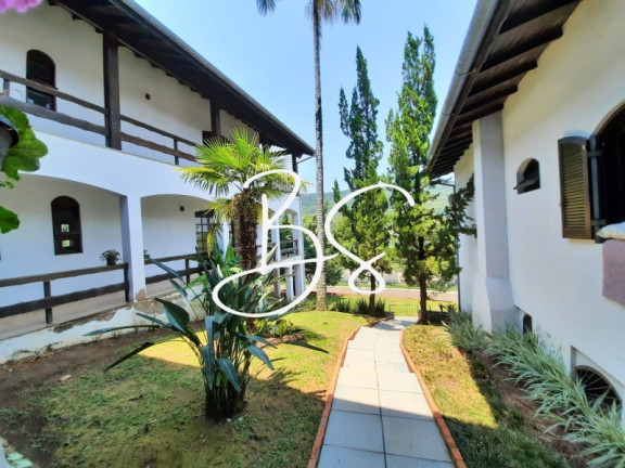 Imagem Casa com 6 Quartos à Venda, 1.500 m² em Viaduto - Igrejinha