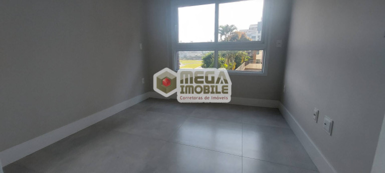 Apartamento com 2 Quartos à Venda, 60 m² em Pantanal - Florianópolis