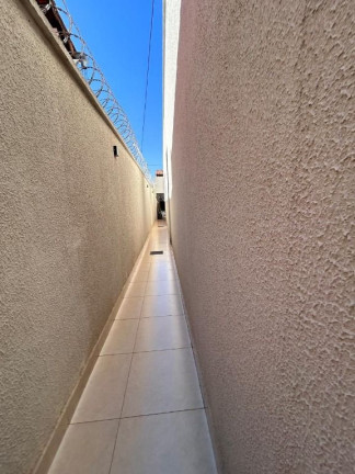Imagem Casa com 3 Quartos à Venda, 151 m² em Santa Genoveva - Goiânia Imagem Casa com 3 Quartos à Venda, 151 m² em Santa Genoveva - Goiânia