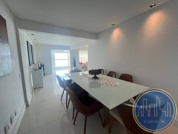 Imagem Apartamento com 4 Quartos para Temporada, em Centro - Balneário Camboriú Imagem Apartamento com 4 Quartos para Temporada, em Centro - Balneário Camboriú