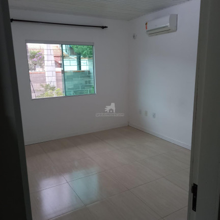 Imagem Casa com 2 Quartos à Venda, 324 m² em Santa Regina - Camboriú