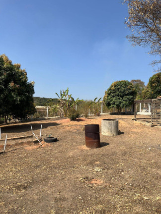 Imagem Chácara com 3 Quartos à Venda, 2.300 m² em Pedras - Itatiaiuçu