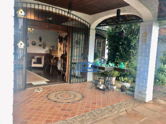 Imagem Casa com 4 Quartos à Venda, 450 m² em Corrêas - Petrópolis Imagem Casa com 4 Quartos à Venda, 450 m² em Corrêas - Petrópolis
