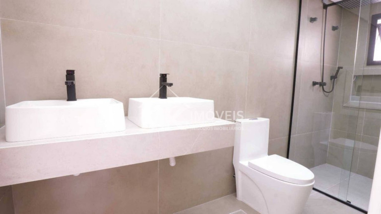 Imagem Apartamento com 4 Quartos à Venda, 190 m² em Santa Cândida - Curitiba Imagem Apartamento com 4 Quartos à Venda, 190 m² em Santa Cândida - Curitiba