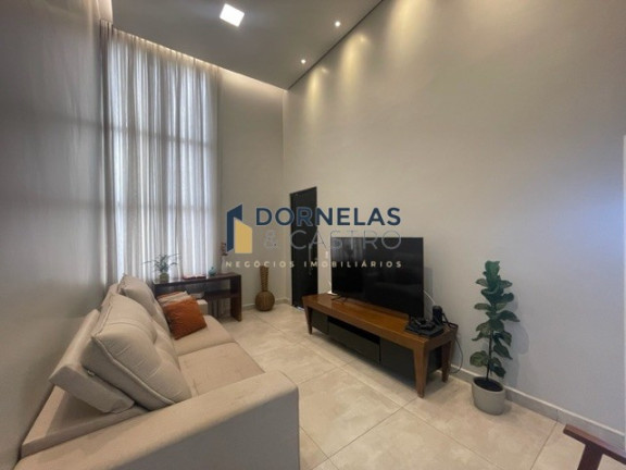 Casa com 3 Quartos à Venda, 200 m² em Guará I - Brasília