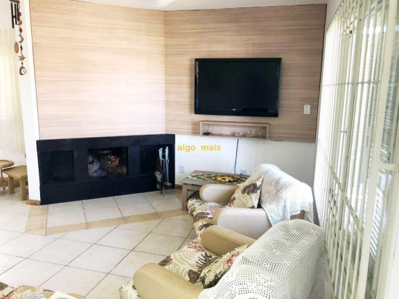 Imagem Casa com 4 Quartos à Venda, 220 m² em C.c.i- Extenção Atlantida Ii - Xangri-lá Imagem Casa com 4 Quartos à Venda, 220 m² em C.c.i- Extenção Atlantida Ii - Xangri-lá