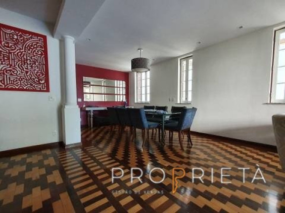 Imagem Casa com 6 Quartos à Venda, 550 m² em Jardim Botanico - Rio De Janeiro