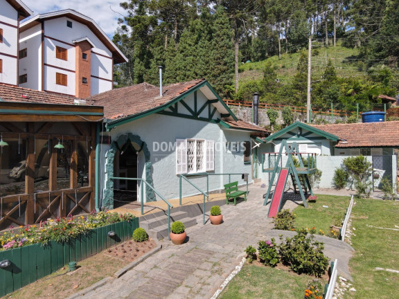 Imagem Imóvel com 5 Quartos à Venda, 338 m² em Região De Capivari - Campos Do Jordão Imagem Imóvel com 5 Quartos à Venda, 338 m² em Região De Capivari - Campos Do Jordão