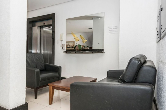 Imagem Imóvel com 2 Quartos à Venda, 57 m² em Cavalhada - Porto Alegre