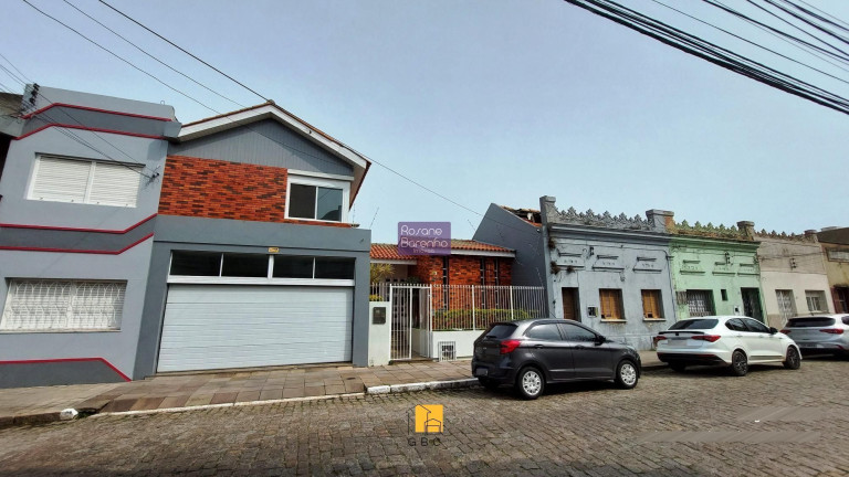 Imagem Casa com 4 Quartos à Venda, 320 m² em Centro - Rio Grande Imagem Casa com 4 Quartos à Venda, 320 m² em Centro - Rio Grande