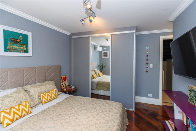 Imagem Casa com 4 Quartos à Venda,  em Campo Belo - São Paulo
