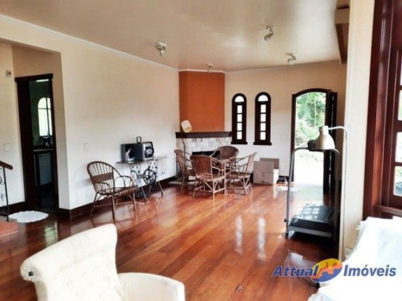 Imagem Casa com 4 Quartos à Venda, 260 m² em Quinta Da Barra - Teresópolis
