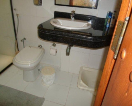 Imagem Apartamento com 3 Quartos à Venda, 200 m² em Pitangueiras - Guarujá