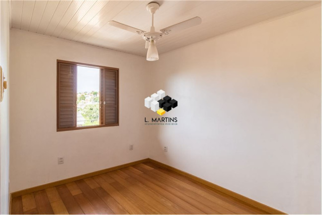 Imagem Casa com 5 Quartos à Venda, 150 m² em Partenon - Porto Alegre