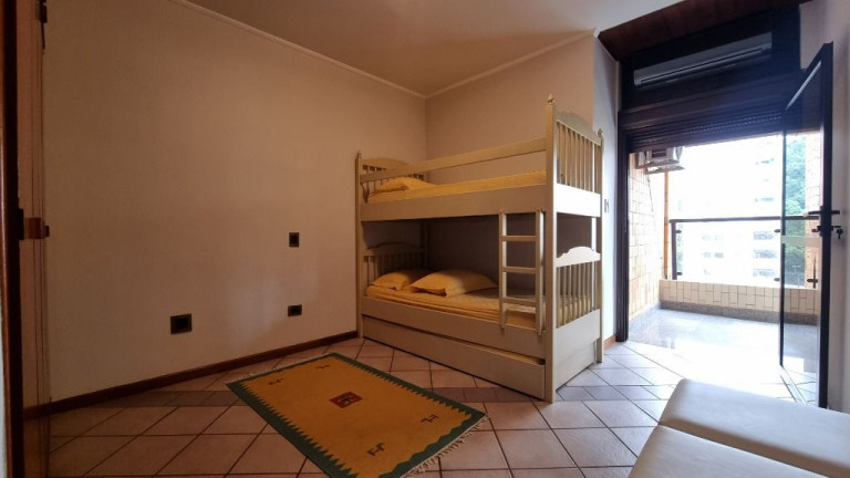 Imagem Apartamento com 3 Quartos à Venda, 130 m² em Pitangueiras - Guarujá Imagem Apartamento com 3 Quartos à Venda, 130 m² em Pitangueiras - Guarujá