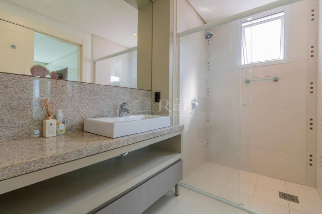 Imagem Apartamento com 3 Quartos à Venda, 151 m² em Centro - Balneário Camboriú Imagem Apartamento com 3 Quartos à Venda, 151 m² em Centro - Balneário Camboriú