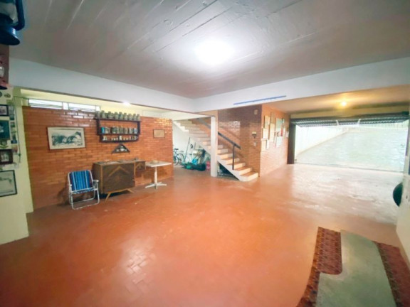 Imagem Casa com 3 Quartos à Venda, 340 m² em Três Figueiras - Porto Alegre
